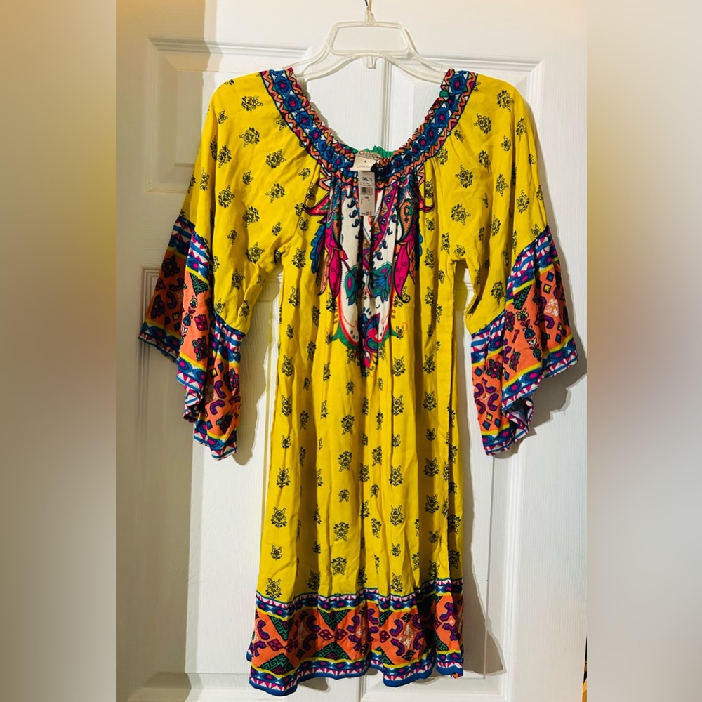 Flying Tomato NWT Yellow Floral Bohemian Dress Size Small